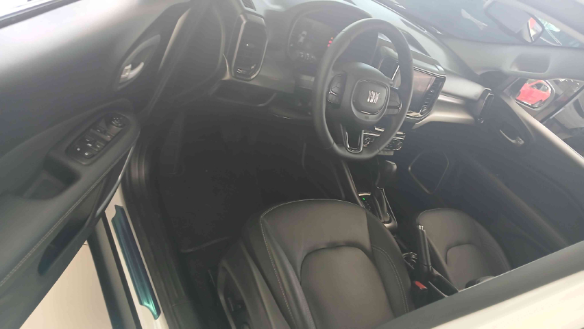 fiat toro 2.0 16v turbo diesel volcano 4wd at9 4p automatico 202510