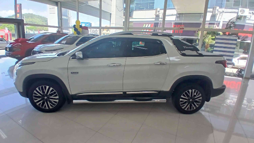 fiat toro 2.0 16v turbo diesel ranch 4wd at9 4p automatico 20246