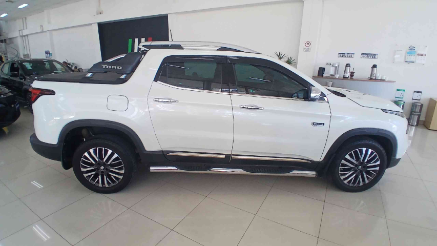 fiat toro 2.0 16v turbo diesel ranch 4wd at9 4p automatico 20247