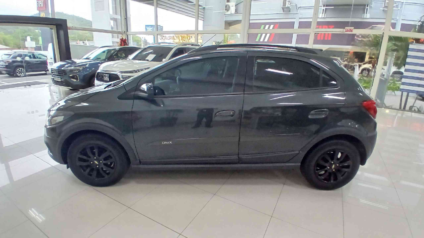 chevrolet onix 1.4 mpfi activ 8v flex 4p automatico 20196