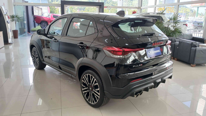 fiat pulse 1.3 turbo 270 flex abarth at6 4p automatico 20255