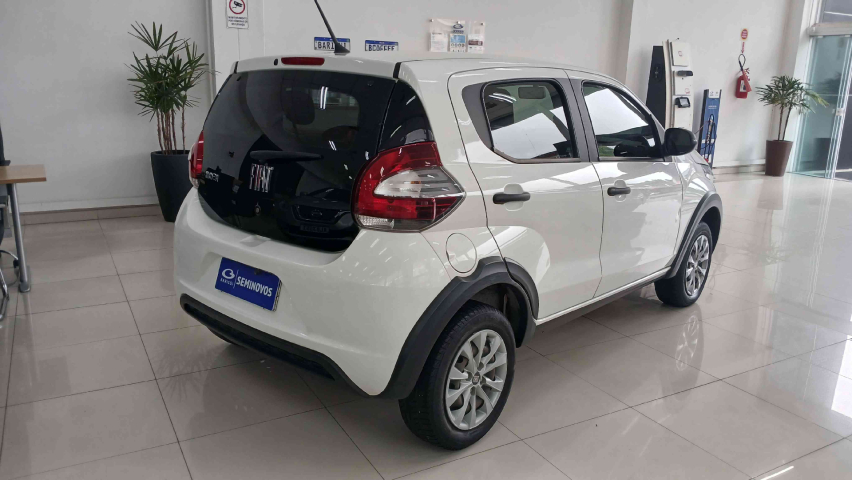 fiat mobi 1.0 evo flex like. manual 4p 20224