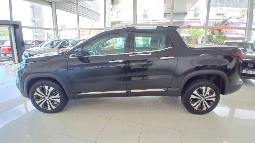 fiat toro 1.3 turbo 270 flex volcano at6 4p automatico 20256