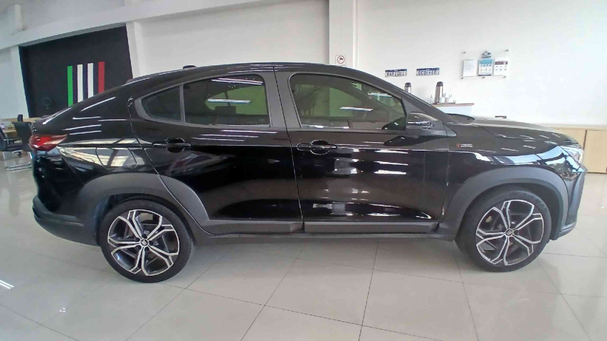 fiat fastback 1.3 turbo 270 flex limited edition at6 4p automatico 20238