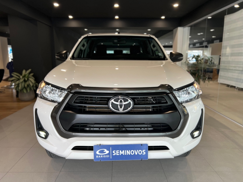 toyota hilux 2.8 d-4d turbo diesel cd sr 4x4 automatico 4p 20242