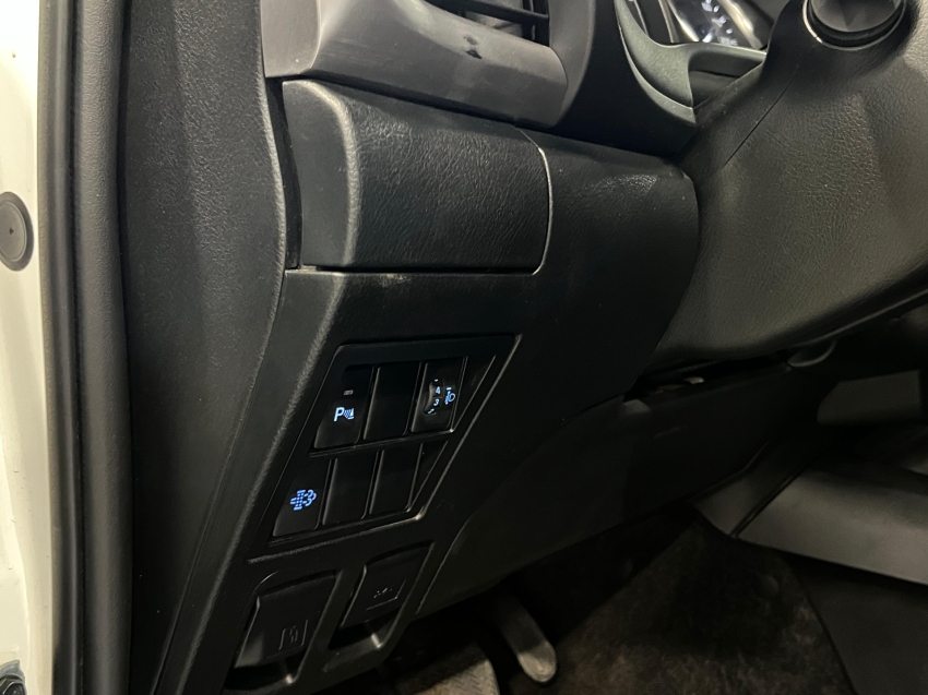 toyota hilux 2.8 d-4d turbo diesel cd sr 4x4 automatico 4p 202417