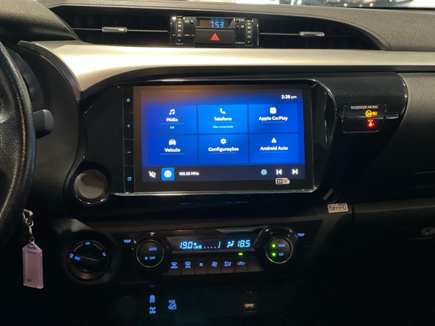 toyota hilux 2.8 d-4d turbo diesel cd sr 4x4 automatico 4p 202419