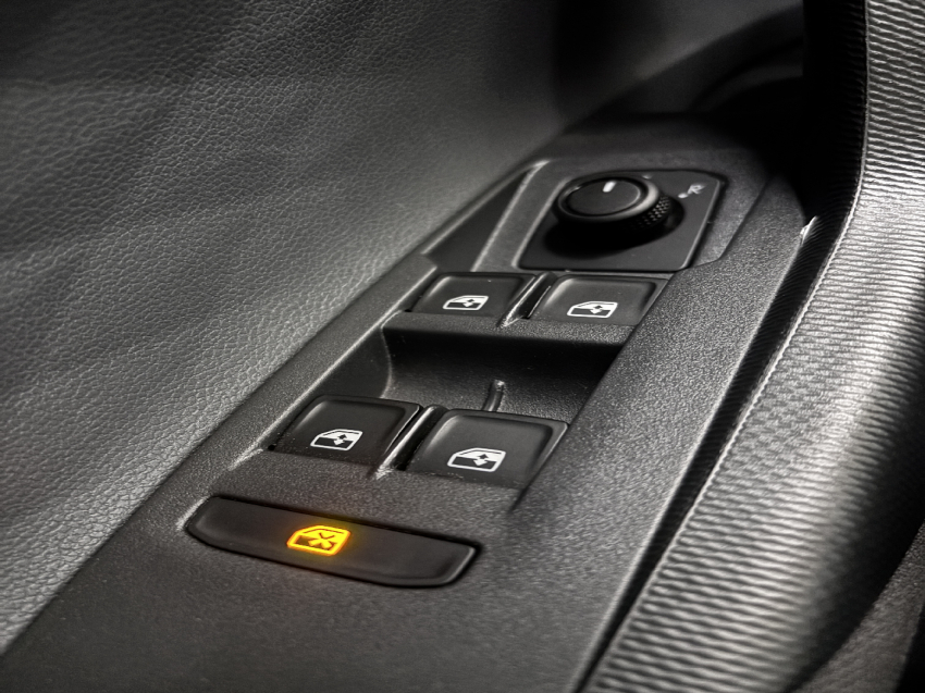 volkswagen polo 1.0 flex automatico 202518