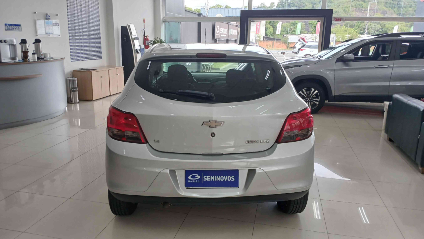 chevrolet onix 1.4 mpfi ltz 8v flex 4p manual 20164