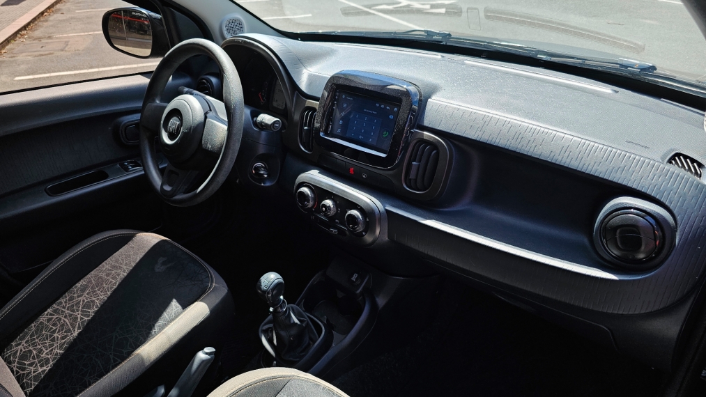 fiat mobi 1.0 evo flex trekking manual 4p 202111