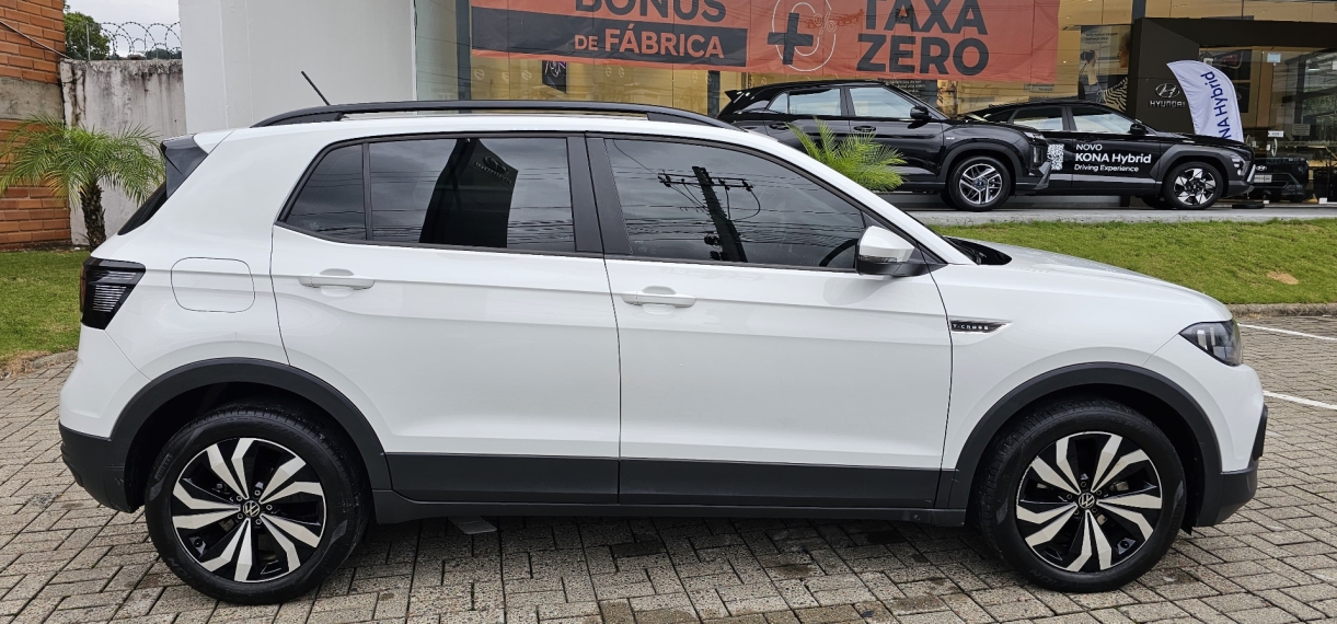 volkswagen t-cross 1.0 200 tsi total flex comfortline automatico 4p 20233
