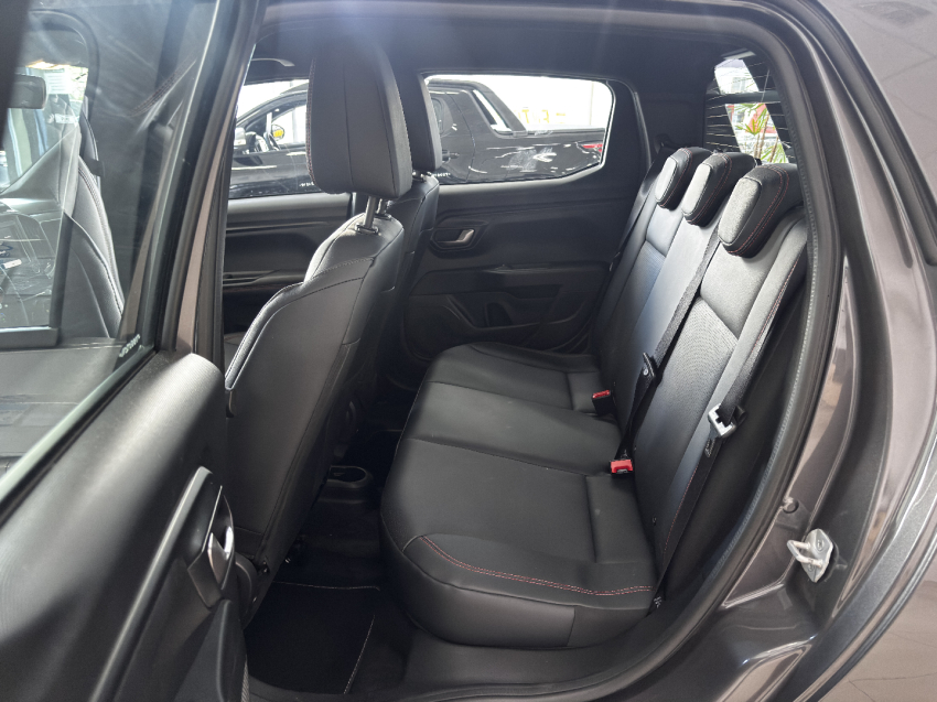 fiat strada 1.0 turbo 200 flex ultra cd cvt 4p automatico 202610