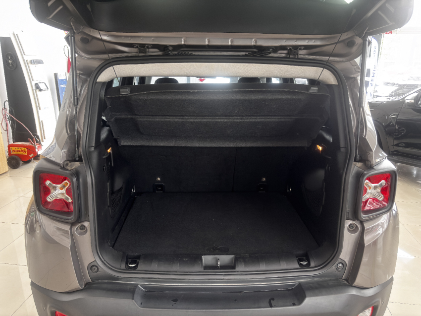 jeep renegade 1.8 16v flex longitude 4p automatico 20196