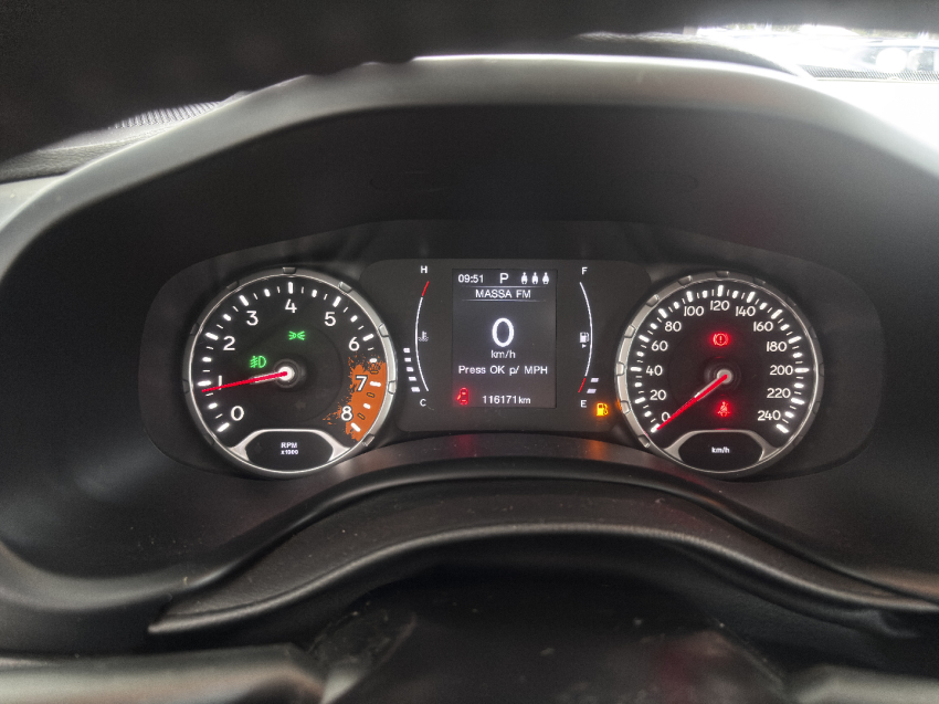 jeep renegade 1.8 16v flex longitude 4p automatico 201917