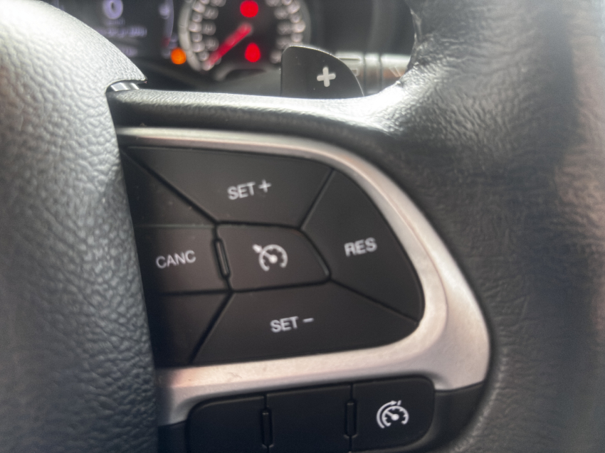 jeep renegade 1.8 16v flex longitude 4p automatico 201916