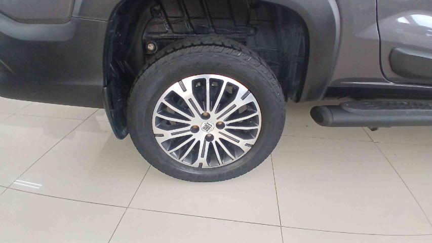 fiat strada 1.3 firefly flex ranch cd cvt 4p automatico 202310