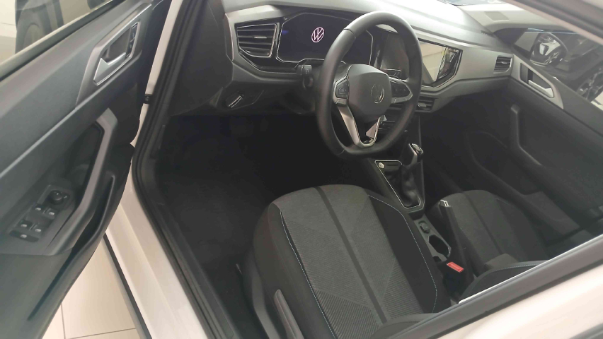 volkswagen nivus 1.0 200 tsi total flex comfortline automatico 5p 202614