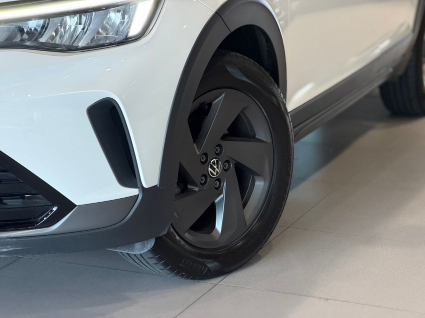 volkswagen nivus 1.0 200 tsi total flex comfortline automatico 5p 20263