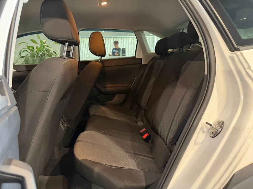 volkswagen nivus 1.0 200 tsi total flex comfortline automatico 5p 202613