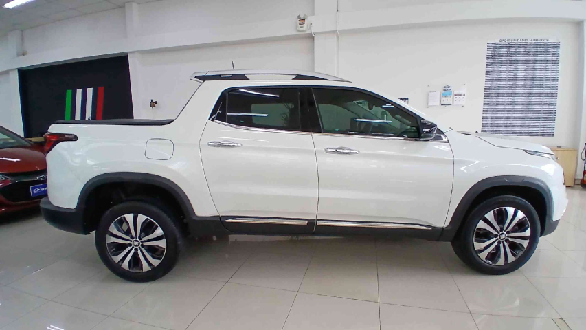 fiat toro 1.3 turbo 270 flex volcano at6 4p automatico 20257