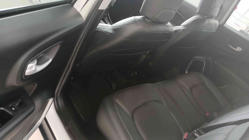 fiat toro 1.3 turbo 270 flex volcano at6 4p automatico 202512