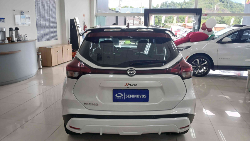 nissan kicks 1.6 16v flexstart xplay xtronic flex 4p automatico 20223