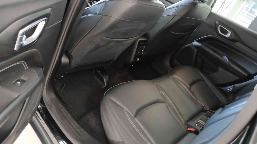 jeep compass 1.3 t270 turbo flex longitude at6 2.0 diesel 5p automatico 202410