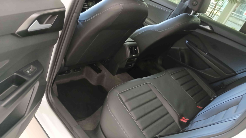 volkswagen taos 1.4 250 tsi total flex highline automatico 4p 202412