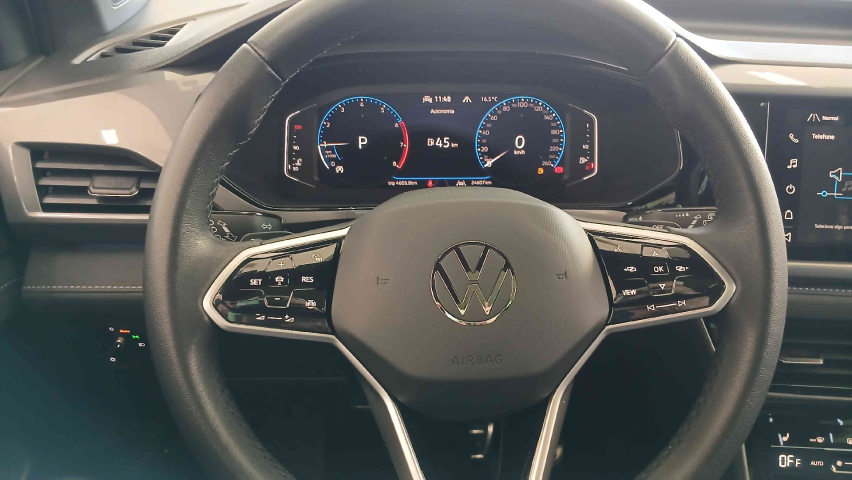 volkswagen taos 1.4 250 tsi total flex highline automatico 4p 202418