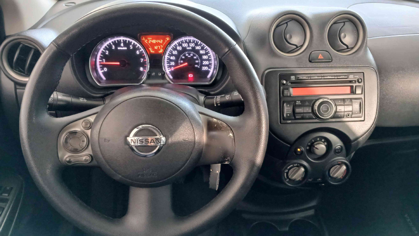 nissan versa 1.6 16v flex sl 4p manual 201414