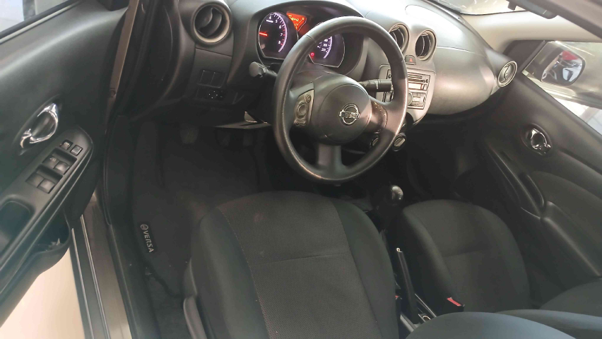 nissan versa 1.6 16v flex sl 4p manual 201411