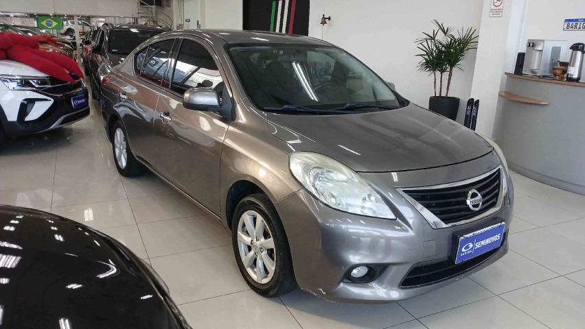 nissan versa 1.6 16v flex sl 4p manual 20142