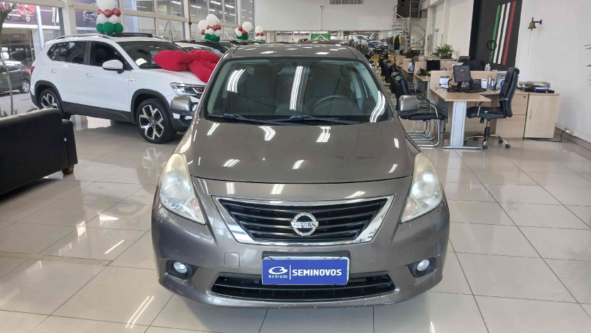 nissan versa 1.6 16v flex sl 4p manual 2014