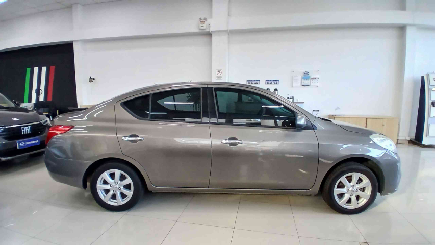 nissan versa 1.6 16v flex sl 4p manual 20146