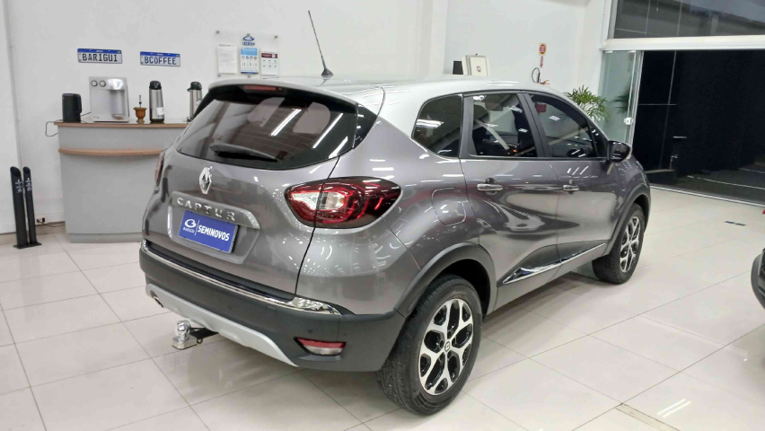 renault captur 1.6 16v sce flex bose x-tronic 4p automatico 20214