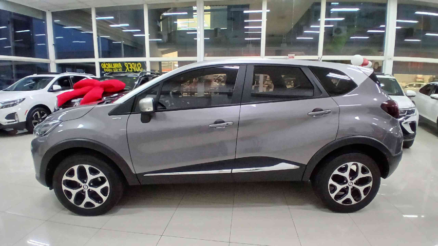 renault captur 1.6 16v sce flex bose x-tronic 4p automatico 20216