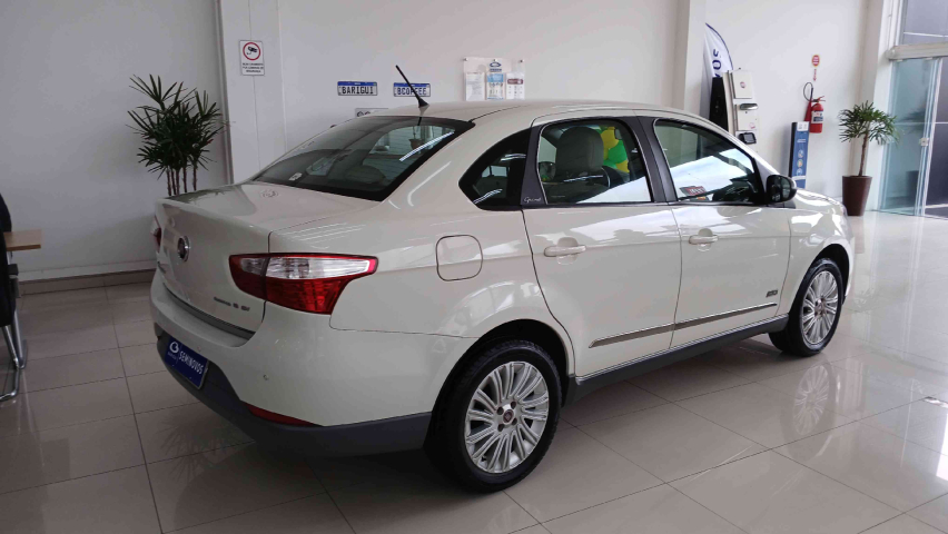 fiat grand siena 1.6 mpi essence sublime 16v flex 4p manual 20154