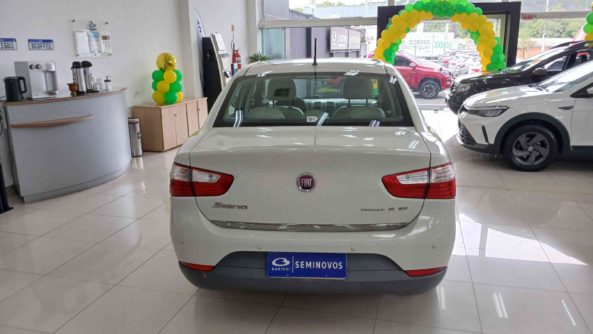 fiat grand siena 1.6 mpi essence sublime 16v flex 4p manual 20153