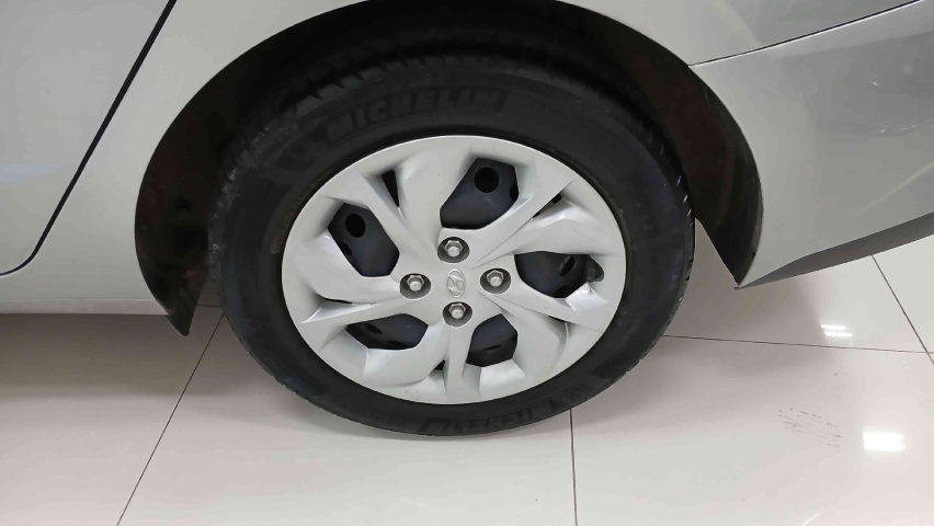 hyundai hb20s 1.0 12v flex comfort manual 4p automatico 20248