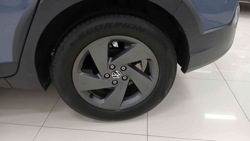volkswagen nivus 1.0 200 tsi total flex comfortline automatico 4p 20258