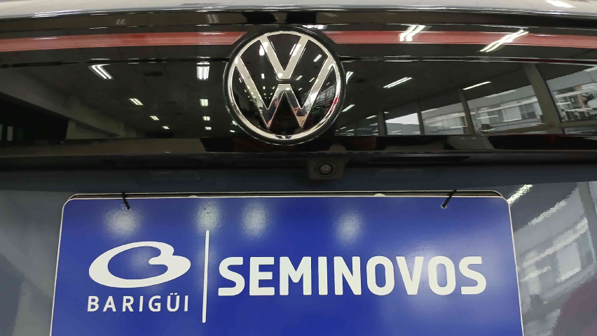 volkswagen nivus 1.0 200 tsi total flex comfortline automatico 4p 202513