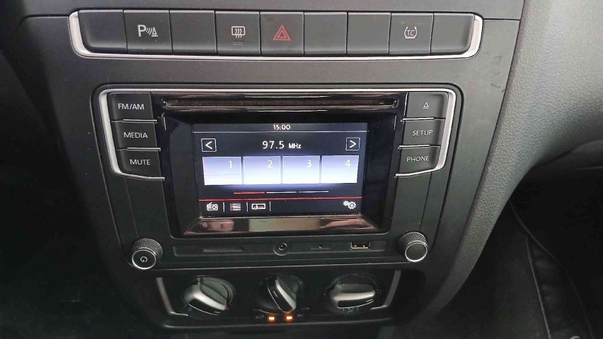 volkswagen fox 1.6 msi highline 16v flex 4p manual 201613