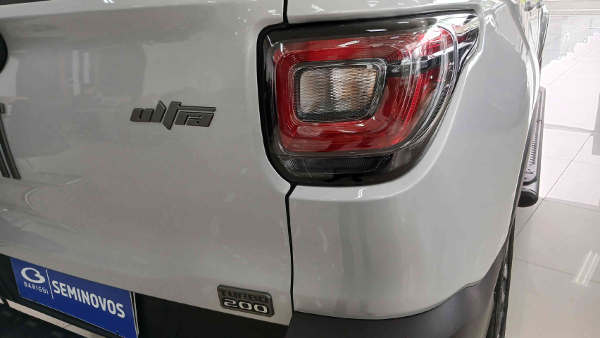 fiat strada 1.0 turbo 200 flex ultra cd cvt 4p automatico 202610