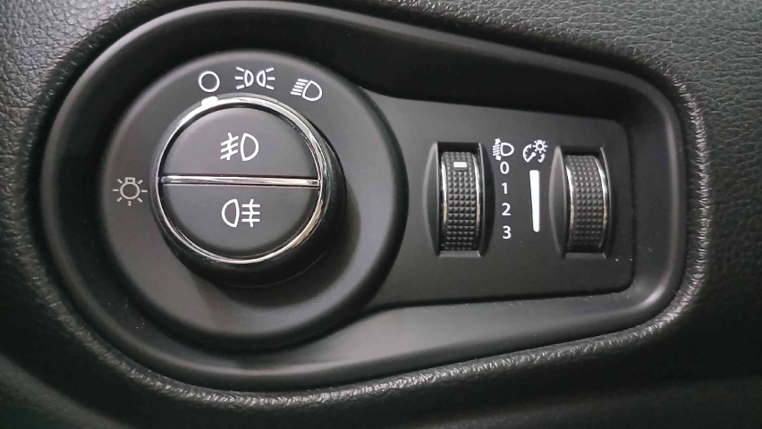 jeep renegade 2.0 16v turbo diesel longitude 4p 4x4 automatico 201920