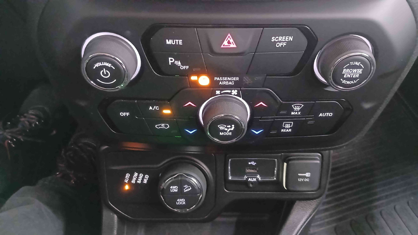 jeep renegade 2.0 16v turbo diesel longitude 4p 4x4 automatico 201918