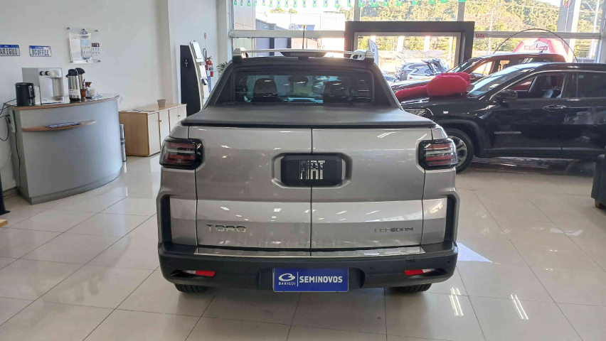 fiat toro 1.3 turbo 270 flex freedom at6 4p automatico 20263