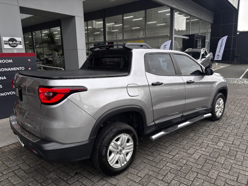 fiat toro flex 20223