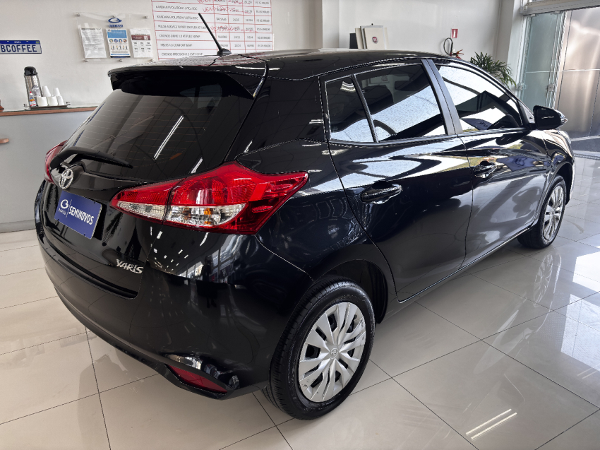 toyota yaris 1.5 16v flex xl multidrive 4p automatico 20253
