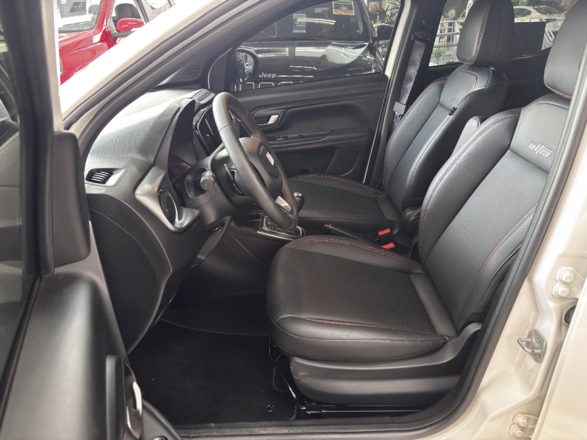 fiat strada 1.0 turbo 200 flex ultra cd cvt 1.3 4p automatico 202511