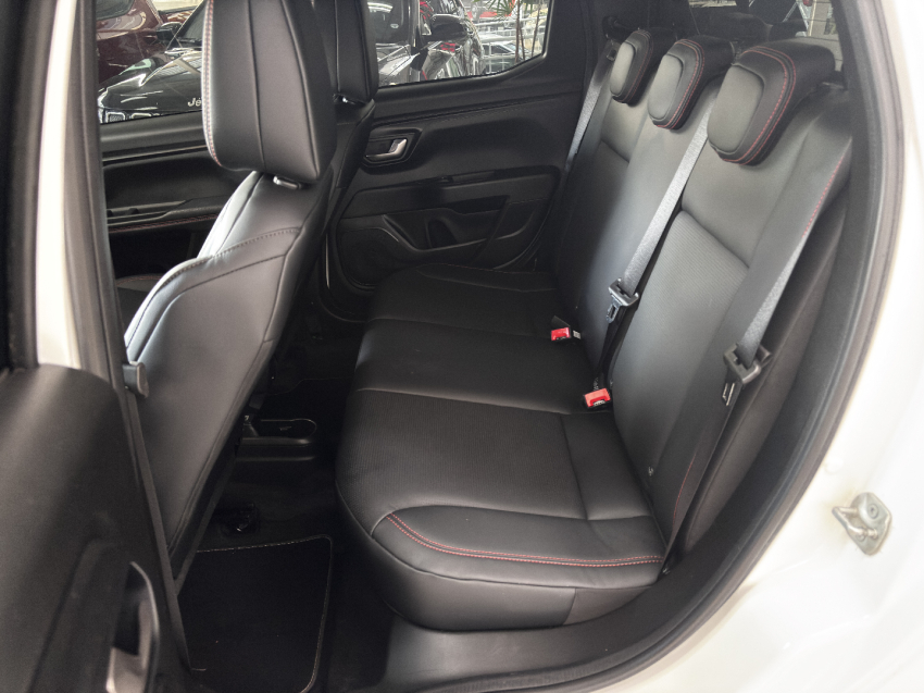 fiat strada 1.0 turbo 200 flex ultra cd cvt 1.3 4p automatico 202510